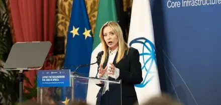 Meloni: "Aiuti al Golfo per difendersi, ma non siamo in guerra e non vogliamo entrarci"