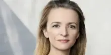Delphine Arnault sarà premiata ai Fashion awards di Londra per il suo impegno nella moda