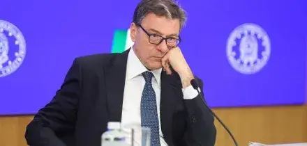 Spread, manovra e l&rsquo;incognita della Francia: perch&eacute; il governo punta tutto sulla prudenza