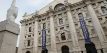 Btp Valore, cosa succede se si reinvestono tutte le cedole sul Ftse Mib? La simulazione con i dati storici