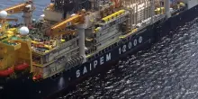 Saipem e Subsea 7, avanti tutta sulla fusione: approvazione entro novembre. Margini in crescita e flotta sold out fino al 2027