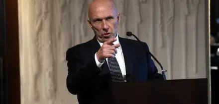 Scontro Azimut-Panetta: per Bankitalia «rilevanti carenze» nel gruppo del risparmio gestito. Giuliani: avanti col progetto Tnb, anche all’estero