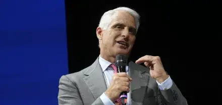 Unicredit lancia un&rsquo;ops su Commerzbank per salire sopra il 30%