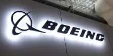 Boeing ottiene il via libera ad aumentare la produzione 737 Max a 42 jet al mese, l’azione sale nel pre-market