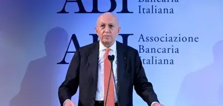 Patuelli (Abi): l’Italia merita un rating migliore. Banche disponibili a chiudere la fase emergenziale sulle garanzie