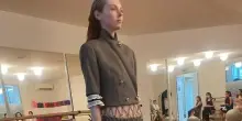 Julie de Libran a ritmo di danza alla Paris haute couture