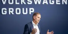 Volkswagen, nuovo allarme del ceo Blume: la situazione &egrave; pi&ugrave; che critica, i costi sono del 30% pi&ugrave; alti dei rivali