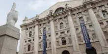 Buyback per oltre 10 miliardi a Piazza Affari. Lo strumento piace alle aziende, ma conviene anche agli investitori?
