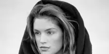 Berlino celebra la carriera di Cindy Crawford