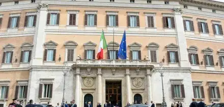 Le pensioni dei deputati e il voto anticipato