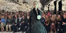 Le notti sparkling di Richard Quinn alla London fashion week