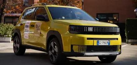 Fiat Grande Panda è l’Auto Europa 2026: trionfa davanti a Mercedes CLA e Jeep Compass