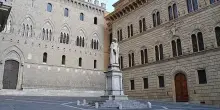 Banco Bpm &ndash; Mps, la fusione &egrave; in bilico. Intesa Sanpaolo pu&ograve; bruciare sul tempo le due banche nella corsa a Siena