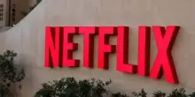 Netflix & Co, le piattaforme di streaming video frenano gli investimenti. Ma l’Italia resta nel mirino