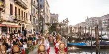 Venezia in mostra e a tavola: i 5 ristoranti storici dove mangiare durante la Biennale