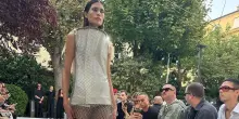 Le trasformazioni di Hodakova alla Paris fashion week