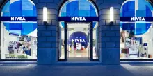 Beiesdorf crolla (-20%) su Nivea: ecco perch&eacute; i mercati hanno cos&igrave; paura