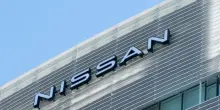 Nissan pianifica un maxi piano di rifinanziamento da 7 miliardi di dollari con il sostegno del governo Uk