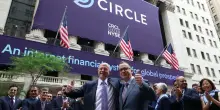 Circle conquista la licenza bancaria negli Usa: il titolo vola del 7% e la sfida delle stablecoin entra in una nuova fase