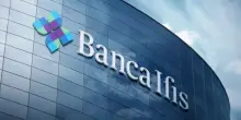 Banca Ifis sui massimi di luglio in borsa: capitale e dividendo interim sorprendono gli analisti