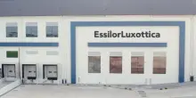 EssilorLuxottica premia i dipendenti: distribuito un bonus da 4 mila euro