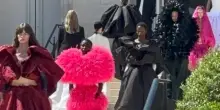 Balenciaga, il debutto couture di Pierpaolo Piccioli apre la terza giornata di show parigini