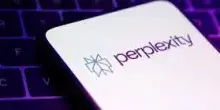 Mfe con Rti e Medusa portano in tribunale Perplexity: è la prima causa per violazione del copyright dell’AI