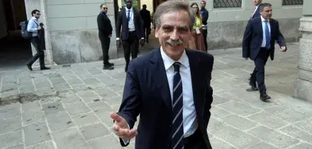 Mediobanca, Iss promuove la fusione con Mps ma avverte sul concambio