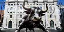 Sul Ftse Mib le banche stanno perdendo la loro egemonia: ecco i nuovi leader che guidano l&rsquo;indice