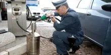Allarme carburanti, due pompe di benzina su tre non sono a norma per la Gdf
