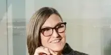 Cathie Wood, la correzione tech &egrave; un&rsquo;opportunit&agrave; d&rsquo;oro