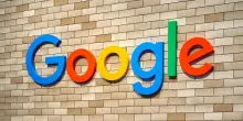 L&rsquo;Ue multa Google per quasi 1 miliardo di euro: danneggiava i concorrenti su motore di ricerca e app store