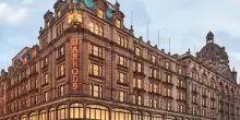 Harrods torna in utile, ricavi annuali a 1,08 miliardi (+1,2%)
