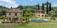 John Grisham compra casa in Toscana. E non &egrave; il solo