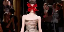 Elie Saab e le dark lady mascherate