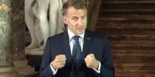 Francia, Macron e Bin Salman uniti per creare nei pressi di Parigi un mega parco divertimenti a tema Dragon Ball