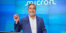 Micron moltiplica per quindici gli utili e rilancia il rally globale dell&rsquo;AI. Fino a dove pu&ograve; arrivare il titolo
