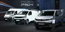 Stellantis taglia i prezzi: furgoni elettrici venduti come quelli diesel. La scelta per i target Ue sulle emissioni
