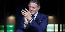 Eredit&agrave; Agnelli, archiviata la posizione di Lapo e Ginevra Elkann. L&rsquo;inchiesta prosegue per John: udienza a settembre