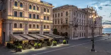 Il fascino segreto di Trieste passa da uno degli hotel pi&ugrave; iconici affacciati sul mare