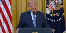 Guerra in Iran, la diretta | Colpite due petroliere e un data center Amazon in Bahrein. Trump: pagheranno i soldati Usa morti