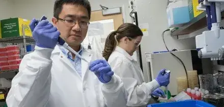 Farmaci, le aziende biotech tornano a correre tra vaccini anticancro, AI e nuovi medicinali