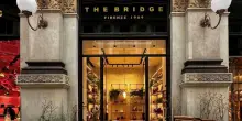 The bridge inaugura una boutique in Galleria Vittorio Emanuele II a Milano