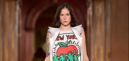 Il Pop heart di Vuitton batte a New York tra la Frick collection e Keith Haring
