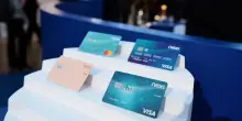 Pagamenti, in Italia scattano le transazioni digitali e frenano assegni e contante. Il report di Unimpresa