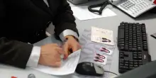 Carta d&rsquo;identit&agrave; cartacea addio: dal 3 agosto sar&agrave; fuori corso. Elettronica obbligatoria per tutti: ecco cosa fare