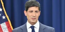 La Fed lascia i tassi invariati al 3,75-4%. Ma due membri del Fomc volevano un rialzo