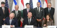 Israele-Libano, firmato l&rsquo;accordo a Washington. Netanyahu: Idf restano fino al disarmo di Hezbollah