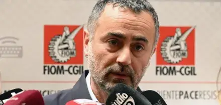 Stellantis, allarme Fiom: le fabbriche italiane non diventino impianti cacciavite dei cinesi