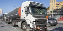 Aeroporti, allarme per le forniture di carburante: gli scali di Crotone e Reggio Calabria sono a secco